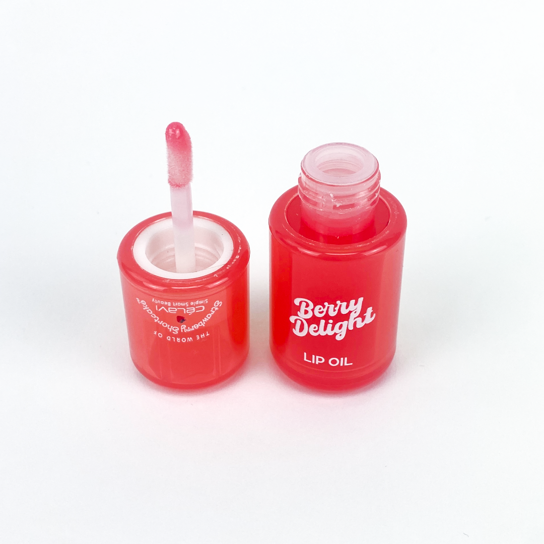 #SS60137H - STRAWBERRY SHORTCAKE LIP OIL SET