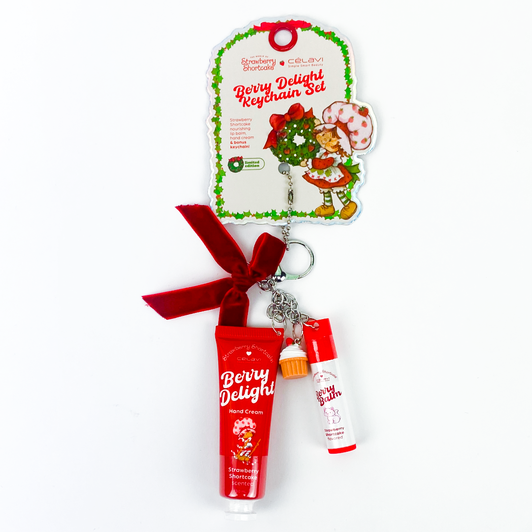 STRAWBERRY SHORTCAKE CHRISTMAS GIFT SET