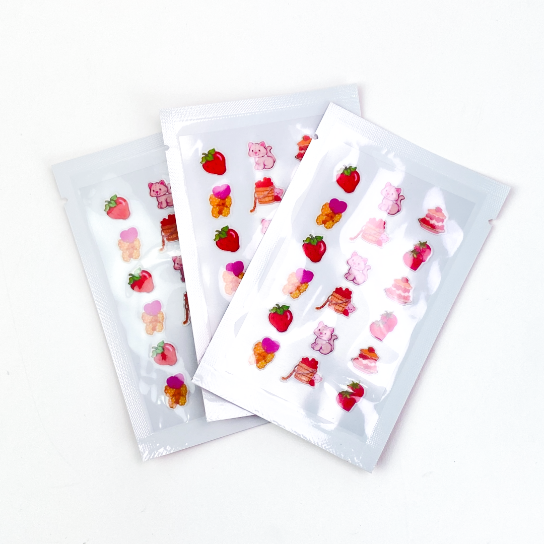 PARCHE DE PUNTO DULCE DE BAYAS CON PASTEL DE FRESA