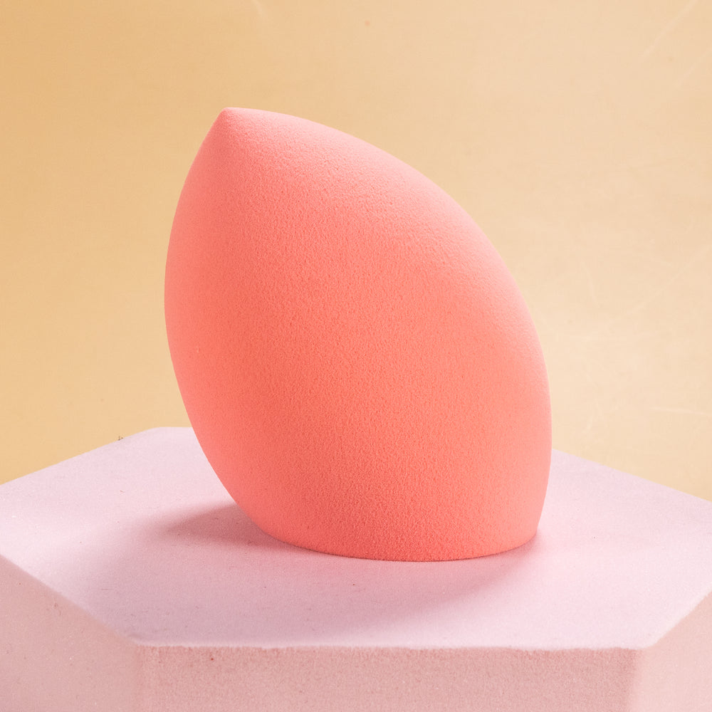 
                
                    Load image into Gallery viewer, large beauty blender
                
            