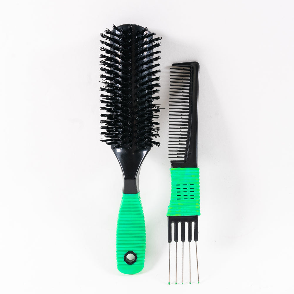 
                
                    Load image into Gallery viewer, Boar Bristle Brush with Metal Comb Set
                
            